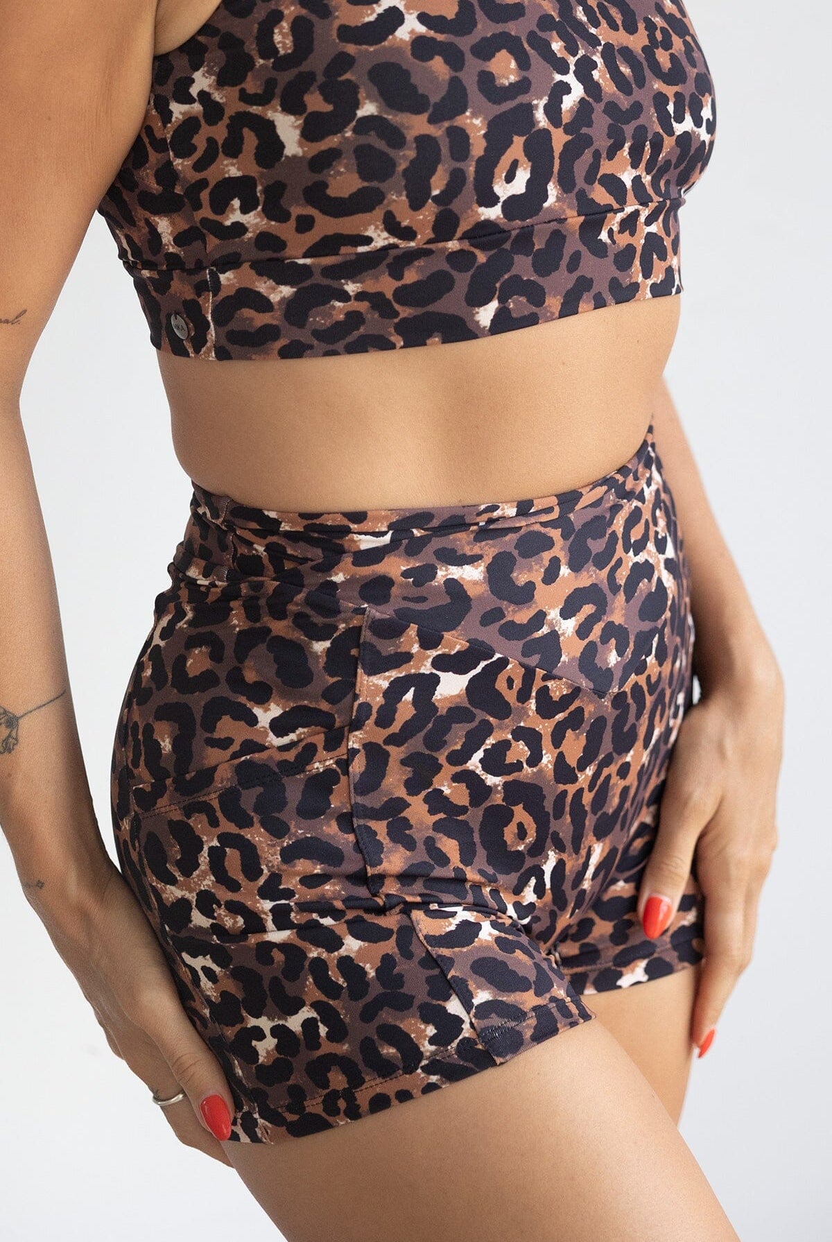 Mika Body Wear - Shorts - Celia Short – High Waisted Yoga Shorts with Pockets