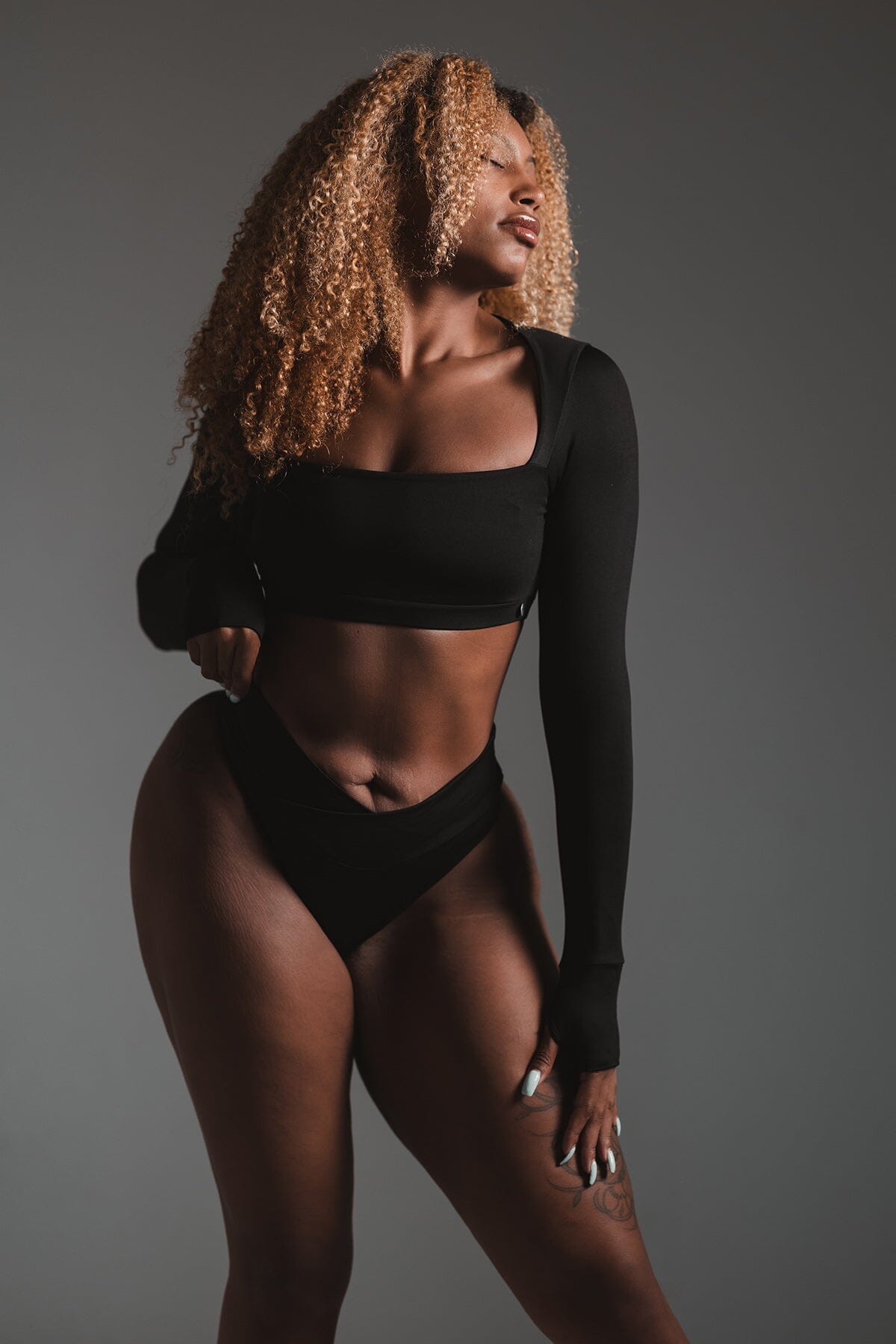 Mika Body Wear - Tops - Kenzie Crop