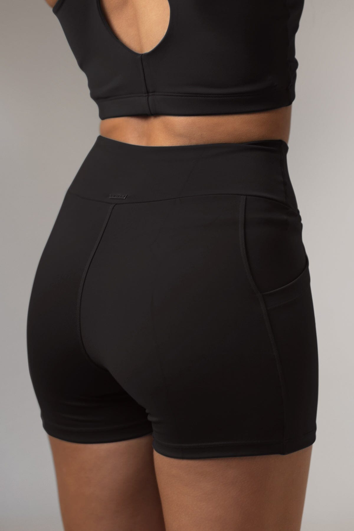 Mika Body Wear - Shorts - Celia Short