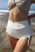 Mika Body Wear - Gabi Short #color_cream