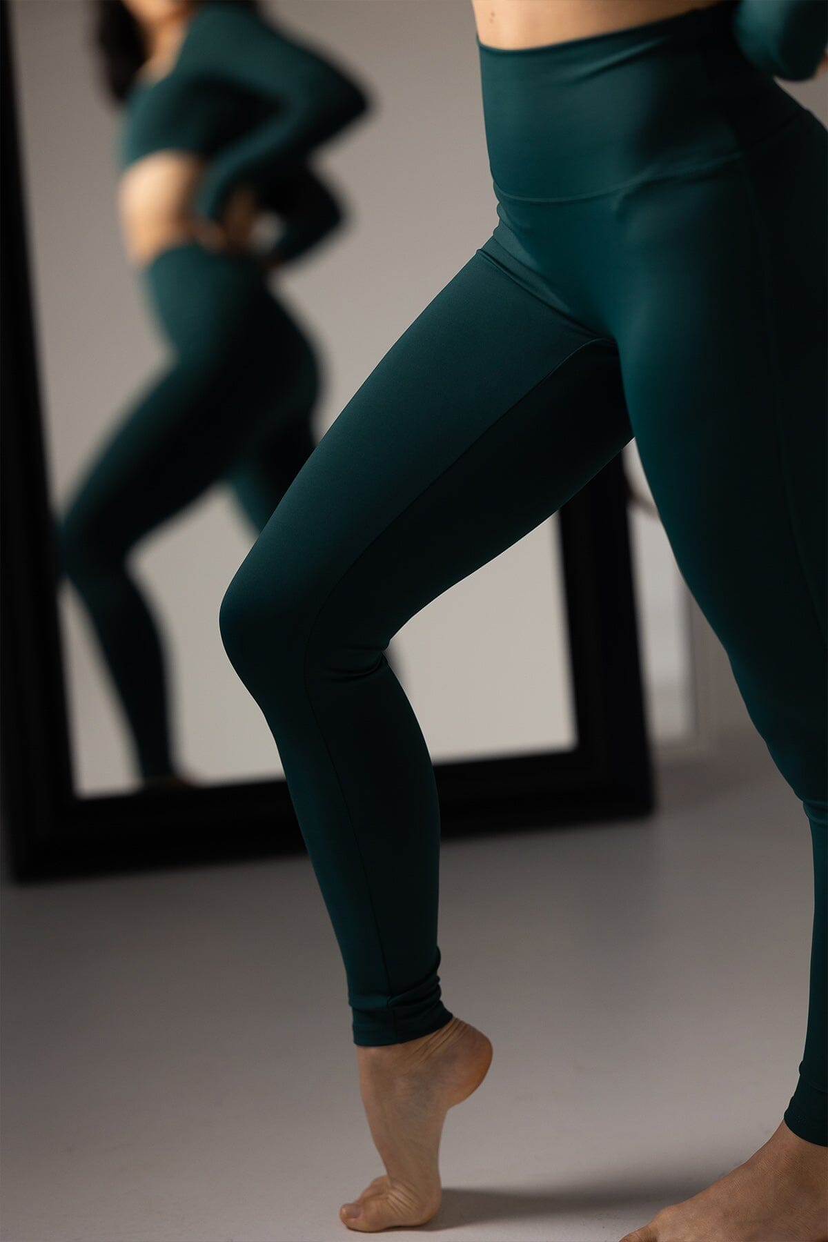 Mika Body Wear - High Waisted Bottoms - Harley Legging #color_eversea