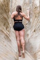 Mika Body Wear - Yoga Tops - Kendra Top #color_black