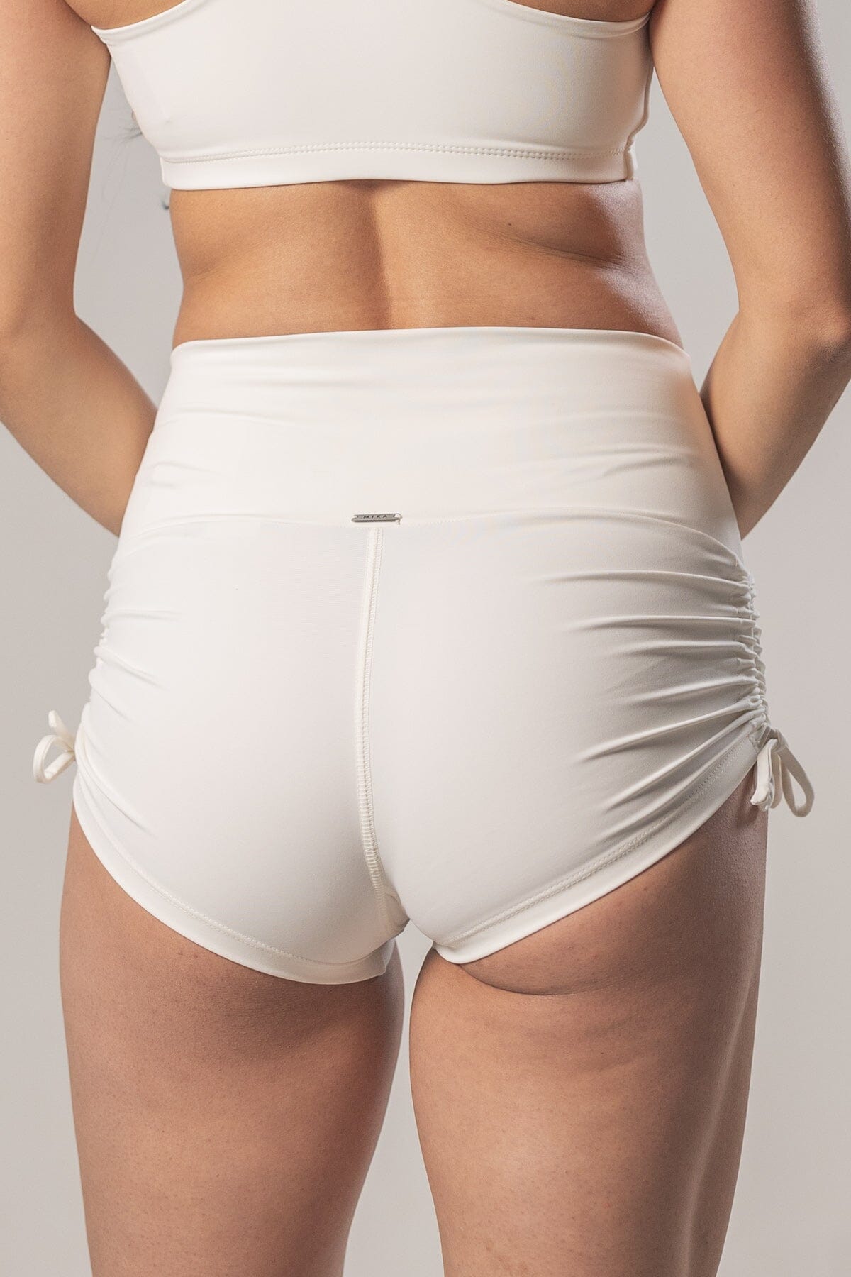 Mika Body Wear - Mikaela Short - High Waisted #color_cream