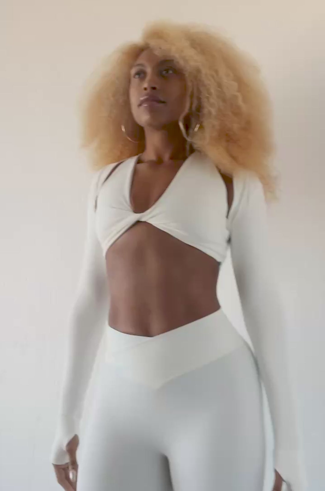 Mika Body Wear - Tops - Selene Bolero Video #color-cream